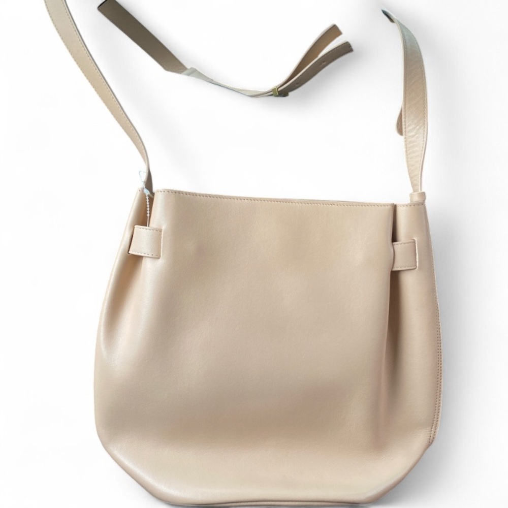 Cuyana Cream Leather Shoulder Bag